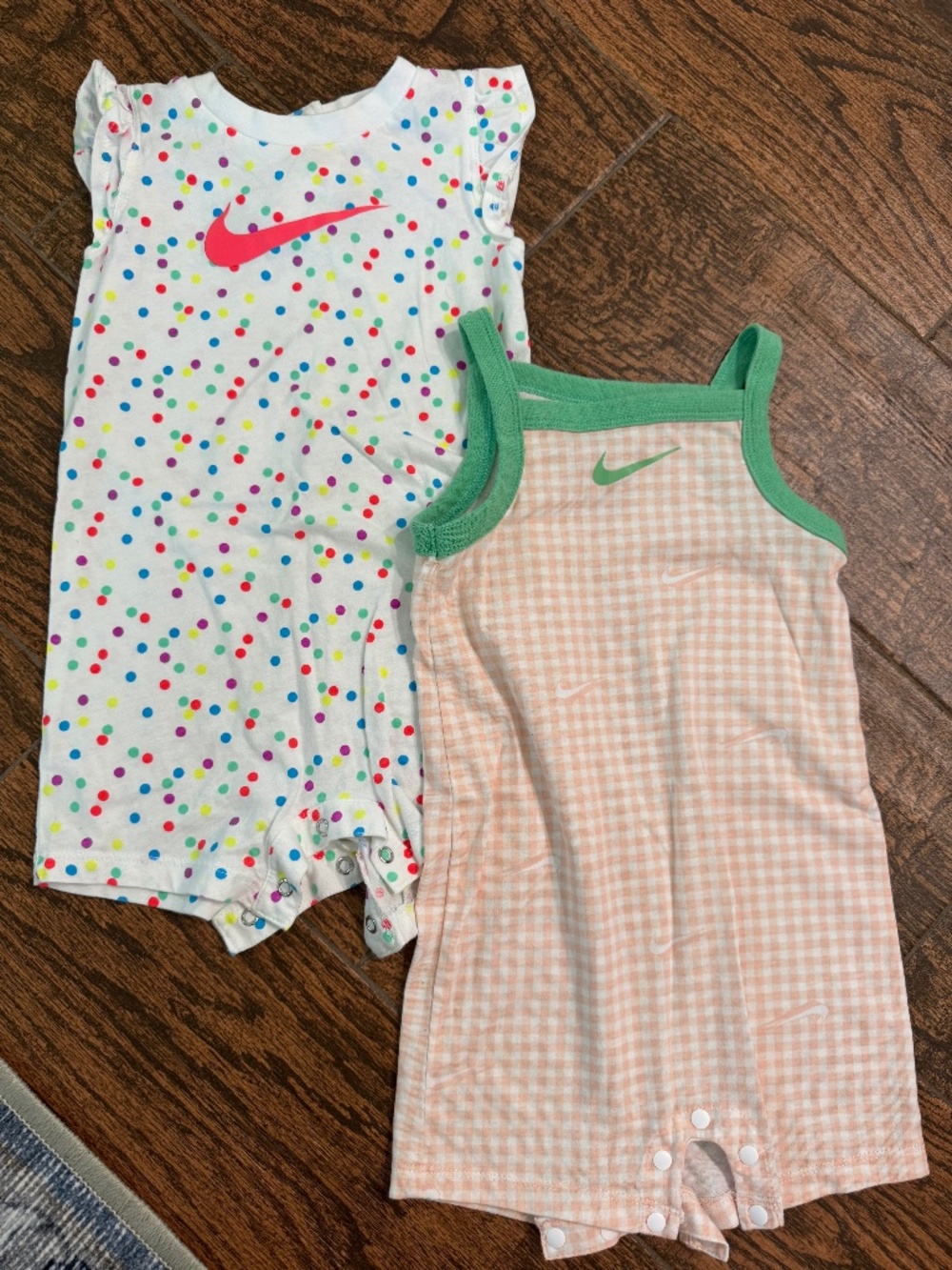 Baby Girls Nike Rompers - 18M